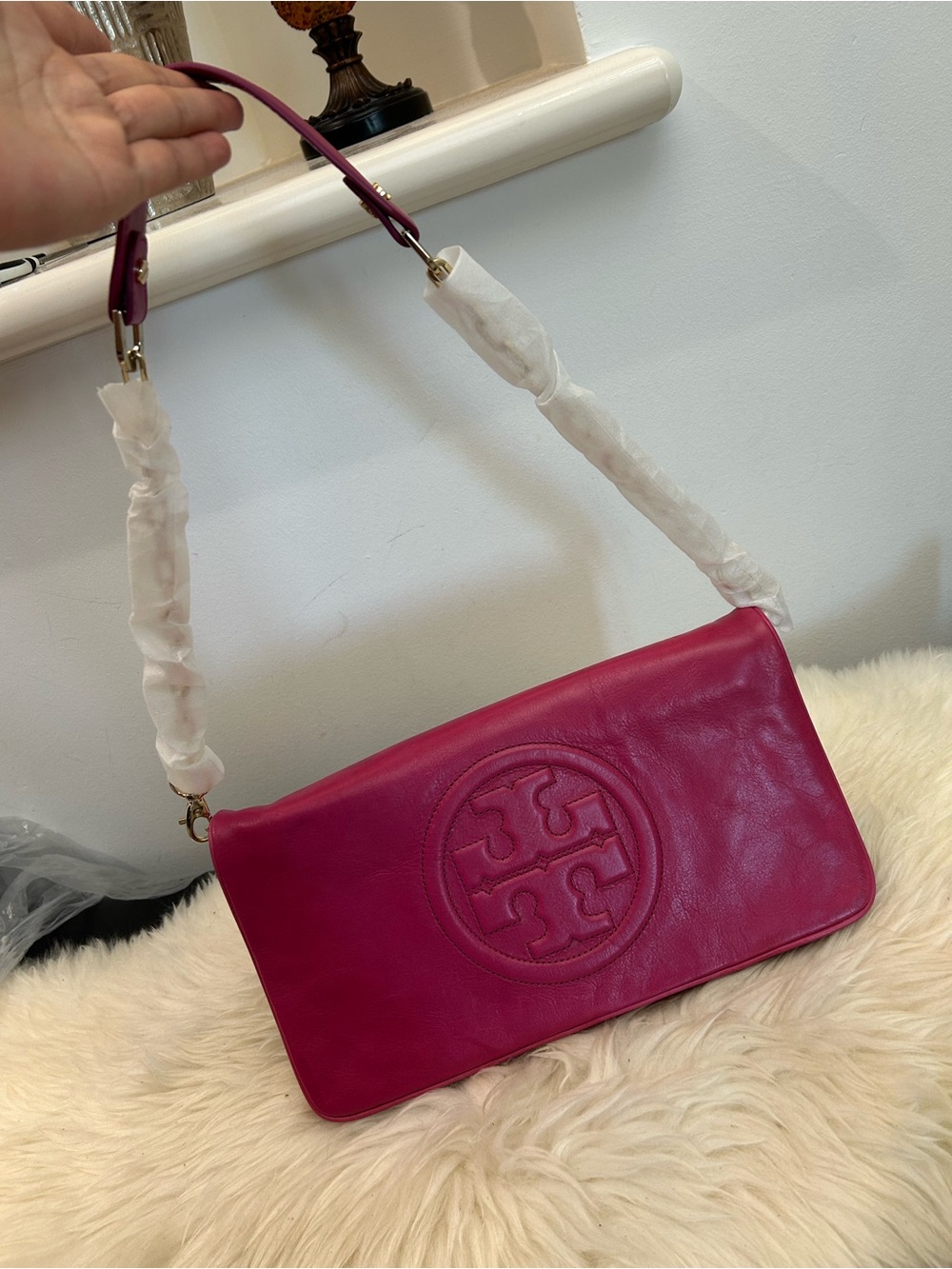 Tory Burch Magenta Leather Shoulder Bag with Embossed Logo